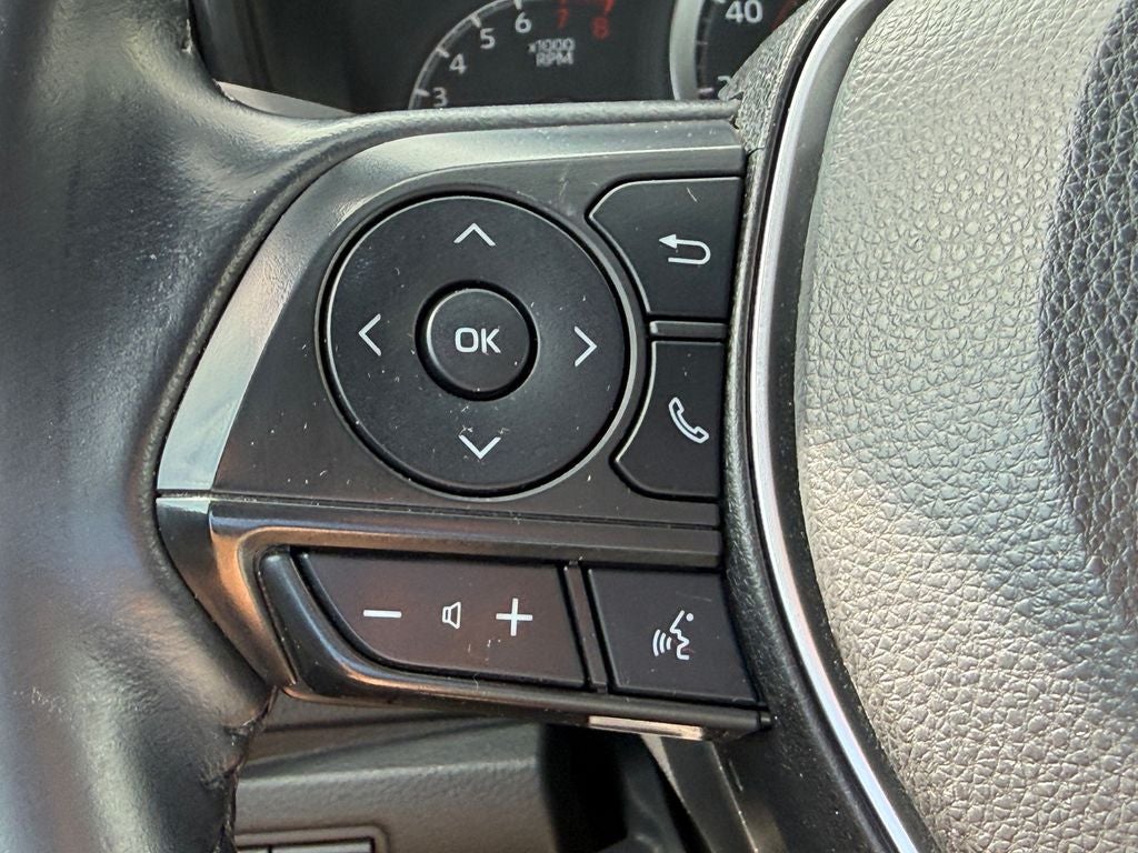 2022 Toyota Corolla SE Blue Certified Near Milwaukee WI