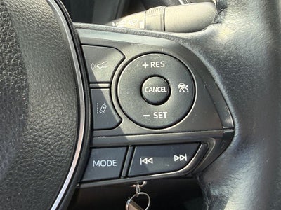 2022 Toyota Corolla SE Blue Certified Near Milwaukee WI