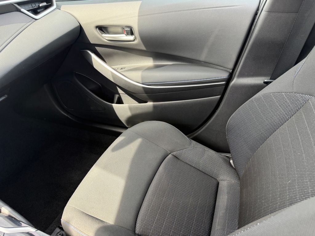 2022 Toyota Corolla SE Blue Certified Near Milwaukee WI