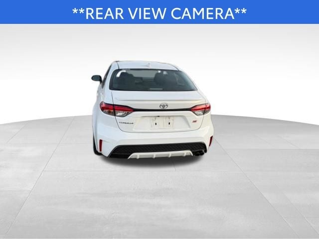 2022 Toyota Corolla SE Blue Certified Near Milwaukee WI