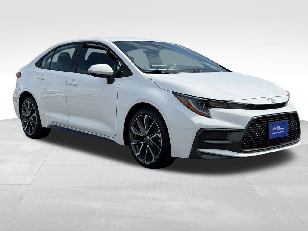2022 Toyota Corolla SE Blue Certified Near Milwaukee WI
