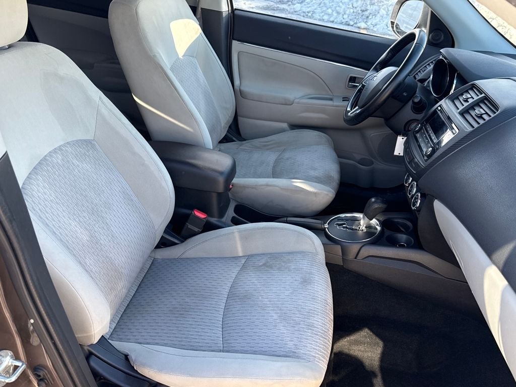 2017 Mitsubishi Outlander Sport 2.0 ES AWD Near Milwaukee WI