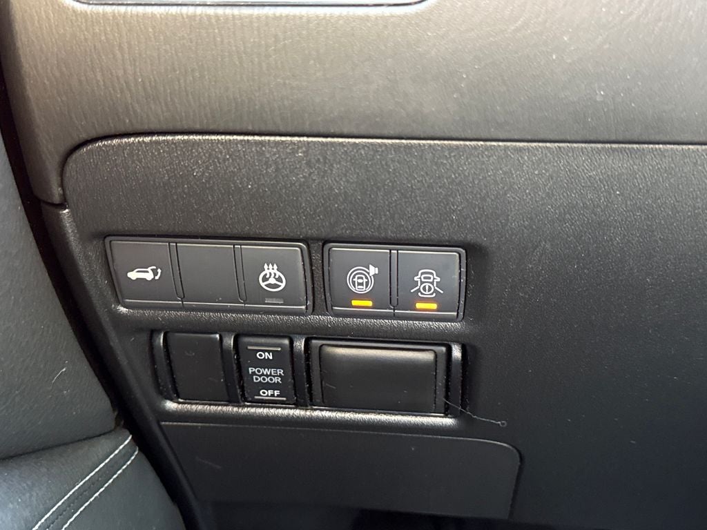 2020 Nissan Armada Platinum Blue Certified 4WD Near Milwaukee WI