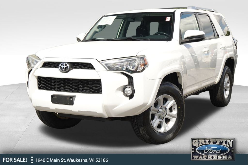 2016 Toyota 4Runner SR5 4WD Near Milwaukee WI