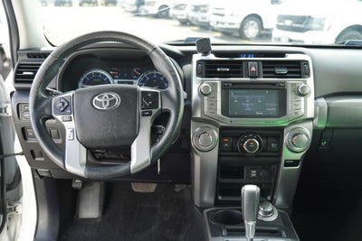 2016 Toyota 4Runner SR5 4WD Near Milwaukee WI