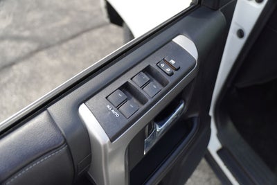 2016 Toyota 4Runner SR5 4WD Near Milwaukee WI