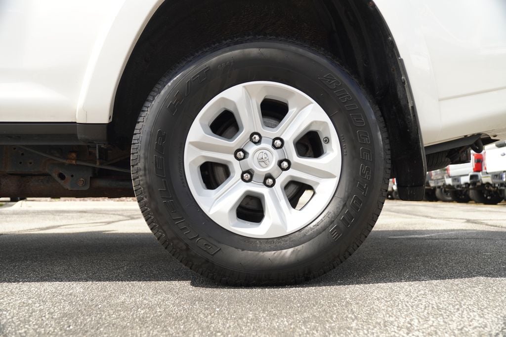 2016 Toyota 4Runner SR5 4WD Near Milwaukee WI