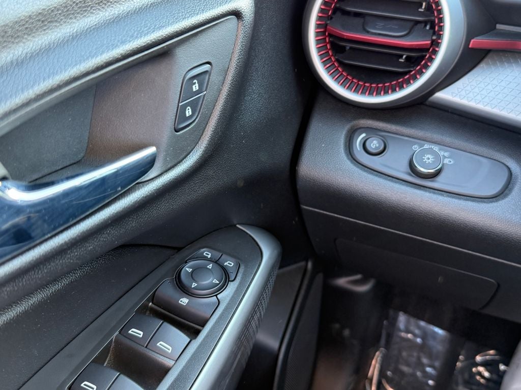 2024 Chevrolet Trax 1RS Near Milwaukee WI