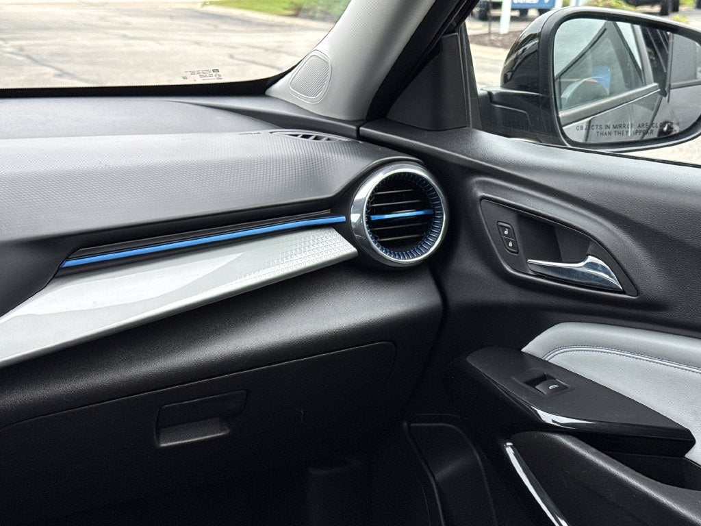 2025 Chevrolet Trax LT FORD BLUE CERTIFIED