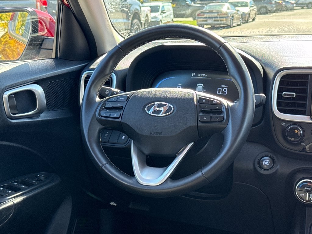 2025 Hyundai Venue SEL