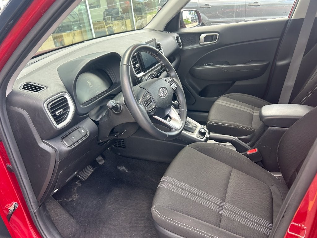 2025 Hyundai Venue SEL