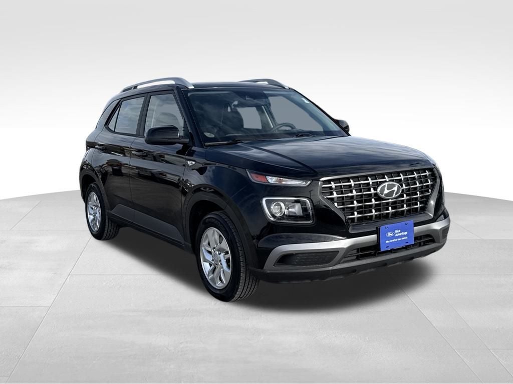 2020 Hyundai Venue SEL Blue Certified Near Milwaukee WI