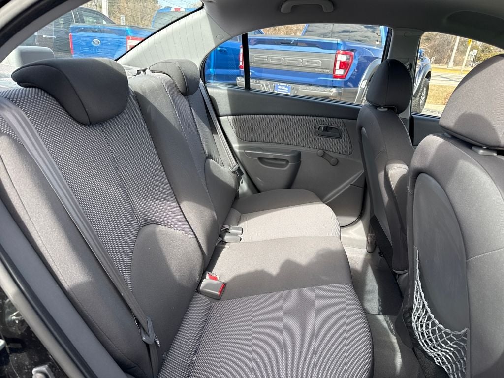 2009 Kia Rio LX Near Milwaukee WI