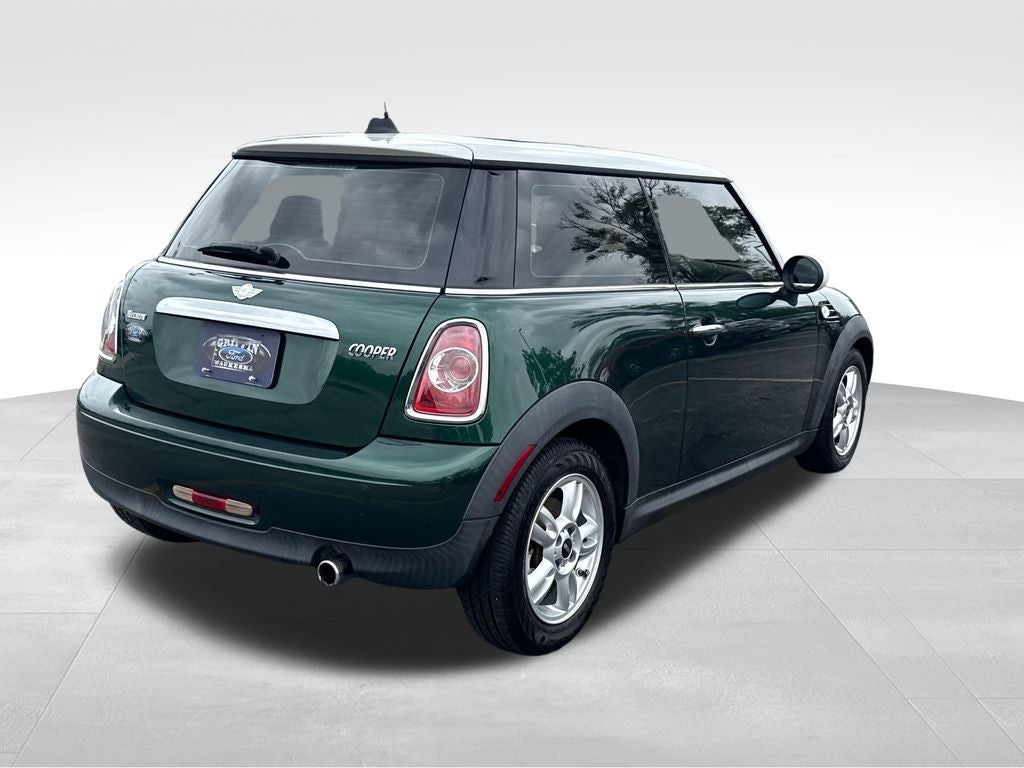 2013 MINI Cooper Base Near Milwaukee WI