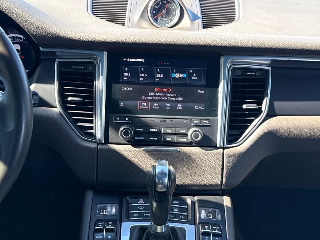 2018 Porsche Macan Base AWD Near Milwaukee WI