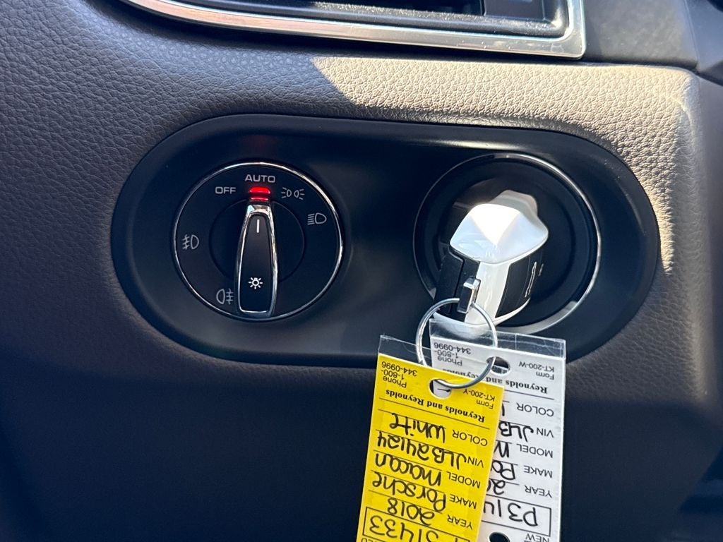 2018 Porsche Macan Base AWD Near Milwaukee WI