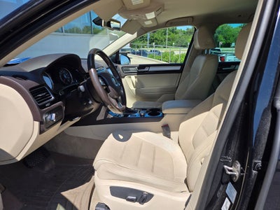 2014 Volkswagen Touareg 3.6L Sport
