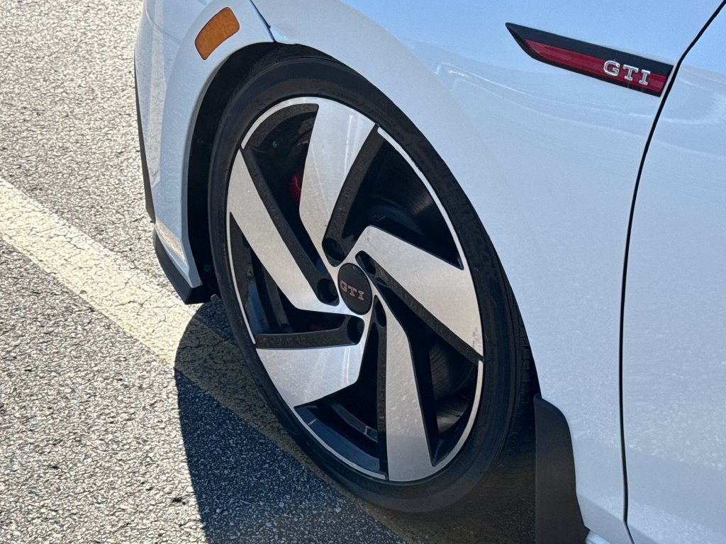 2023 Volkswagen Golf GTI 2.0T SE