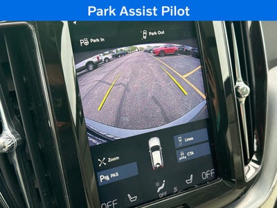 2019 Volvo XC60 T6 Momentum Blue Certified AWD Near Milwaukee WI