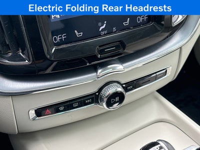 2019 Volvo XC60 T6 Momentum Blue Certified AWD Near Milwaukee WI