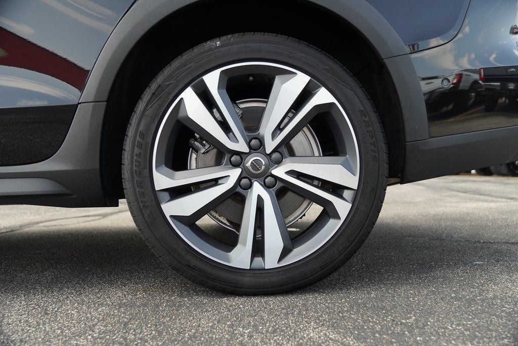 2024 Volvo V60 Cross Country B5 Plus AWD Near Milwaukee WI