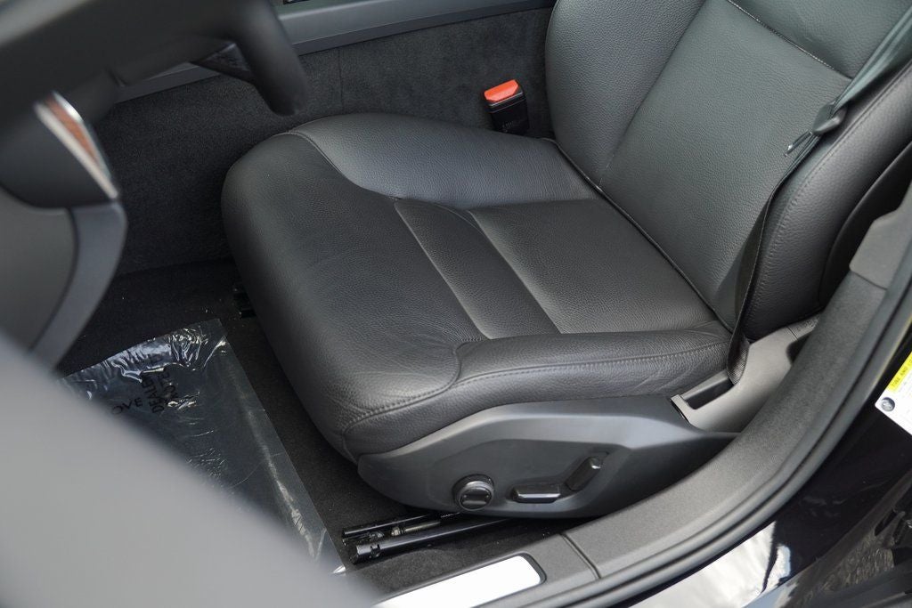 2024 Volvo V60 Cross Country B5 Plus AWD Near Milwaukee WI