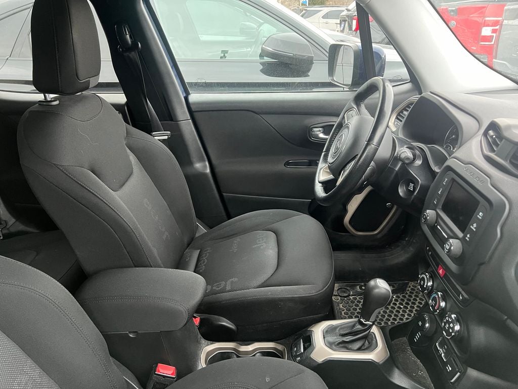 2016 Jeep Renegade Latitude 4WD Near Milwaukee WI