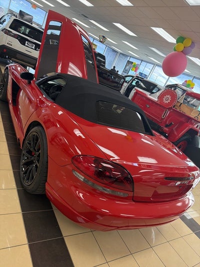 2004 Dodge Viper SRT10