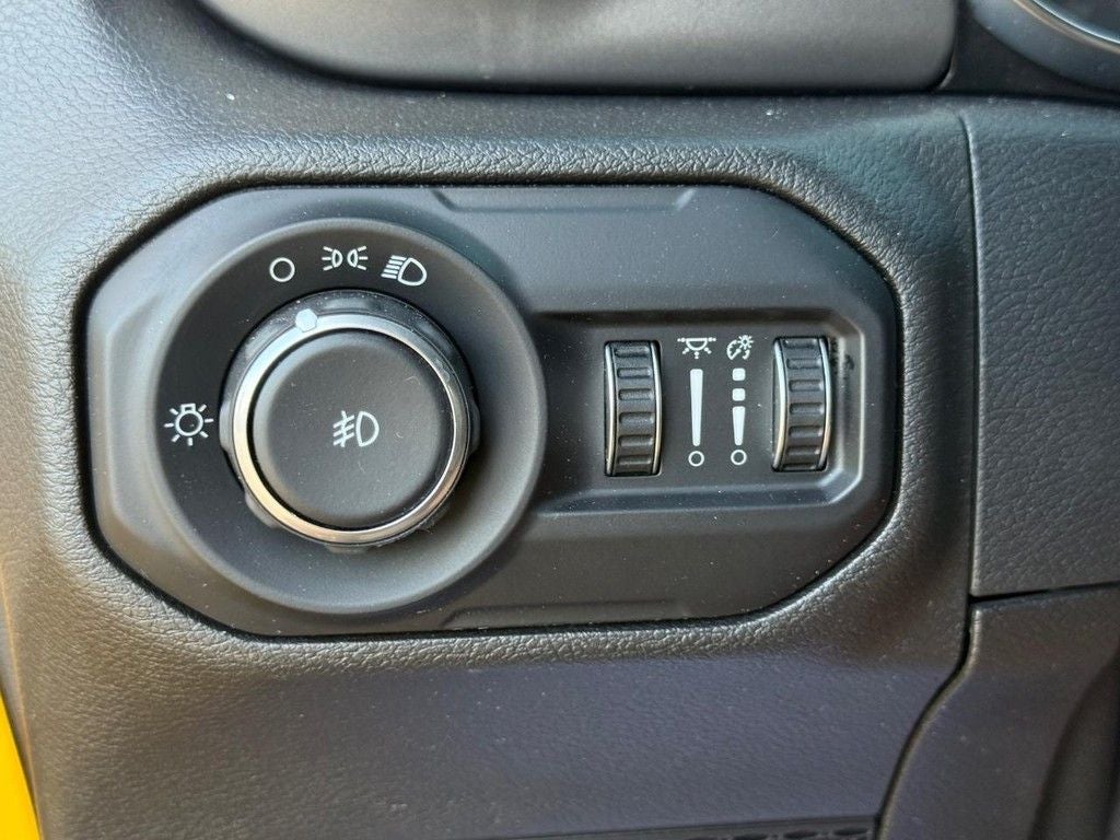 2021 Jeep Wrangler Sport