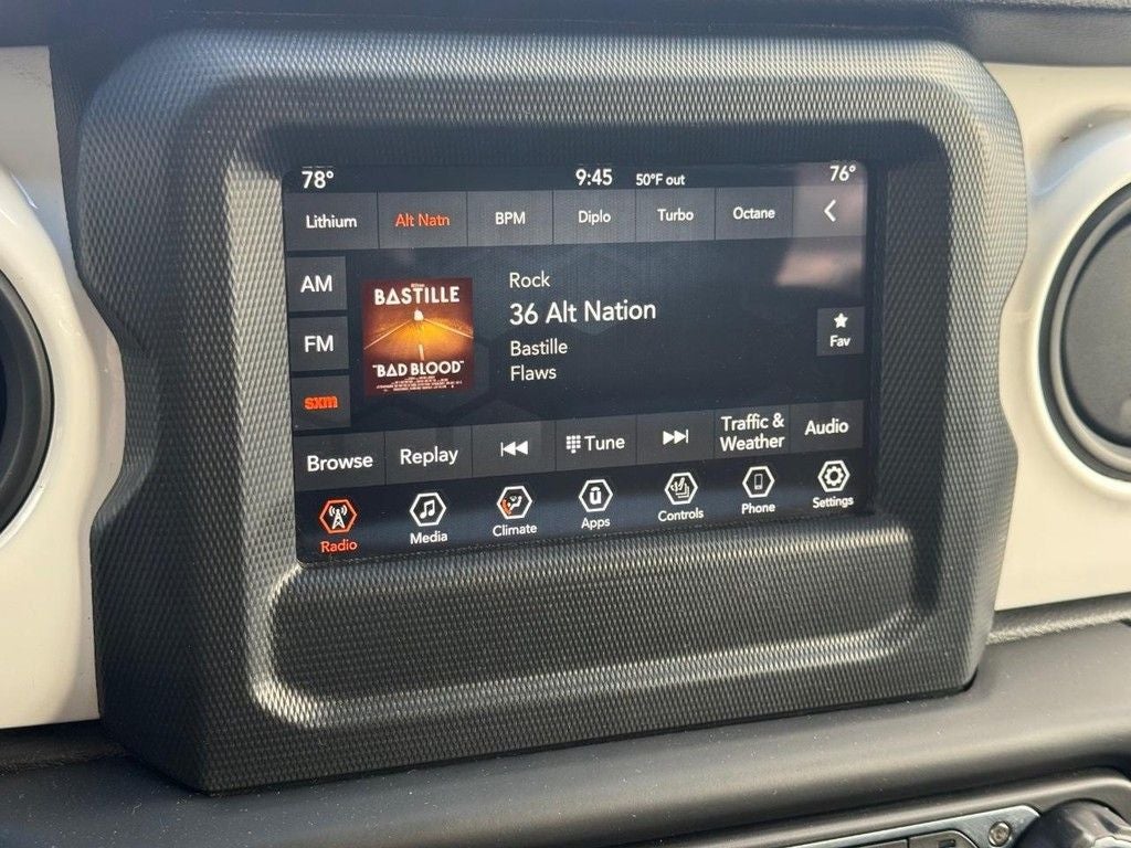 2021 Jeep Wrangler Islander