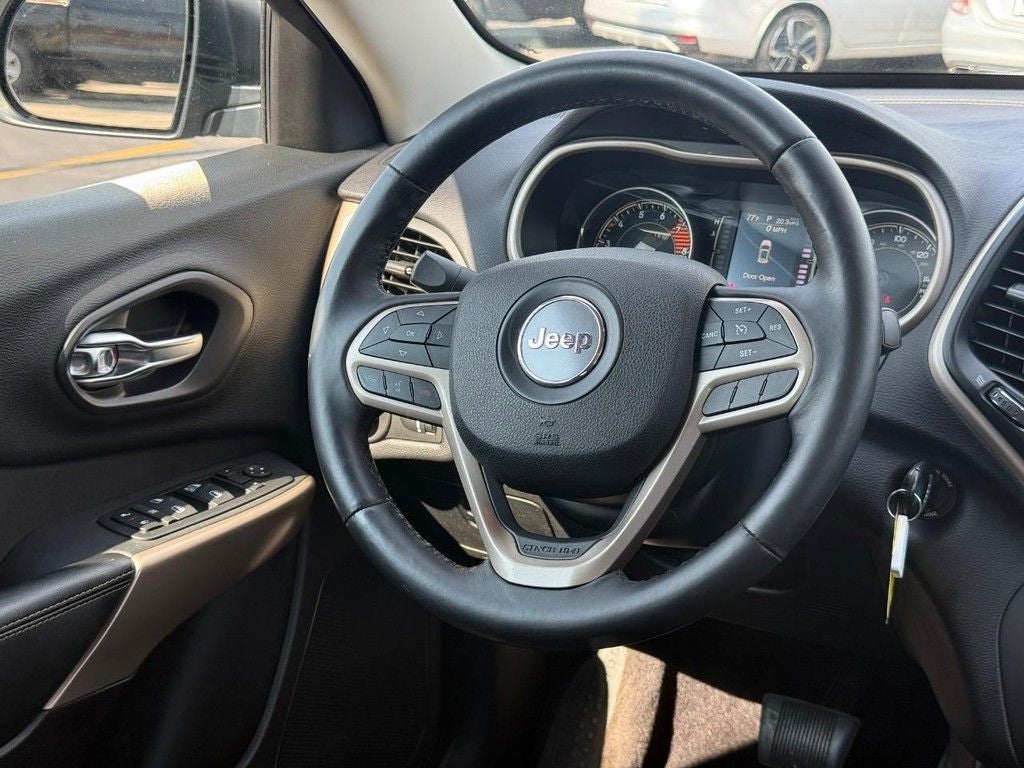 2017 Jeep Cherokee Sport