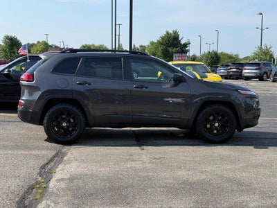 2017 Jeep Cherokee Sport