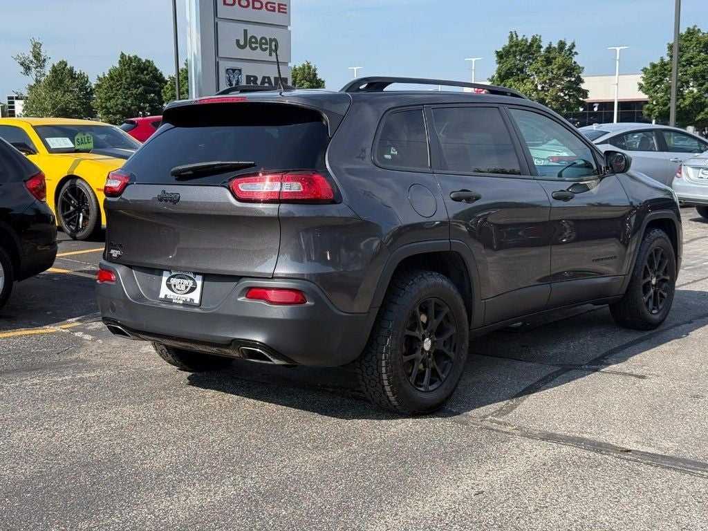2017 Jeep Cherokee Sport