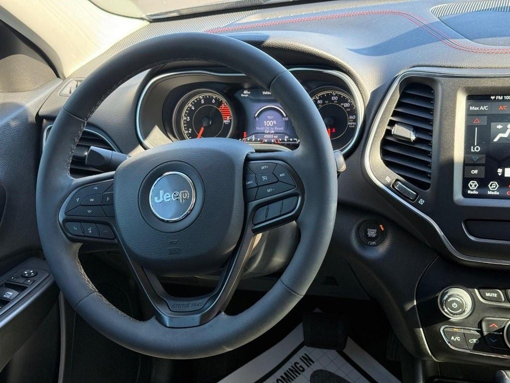 2022 Jeep Cherokee Trailhawk