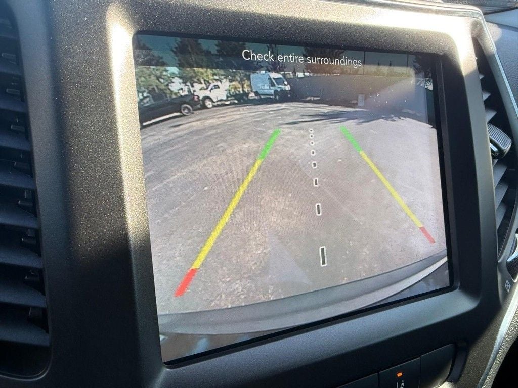 2022 Jeep Cherokee Trailhawk