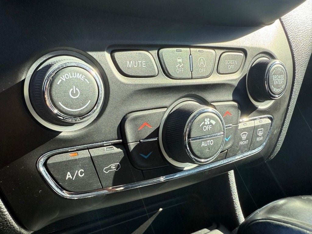 2022 Jeep Cherokee Trailhawk