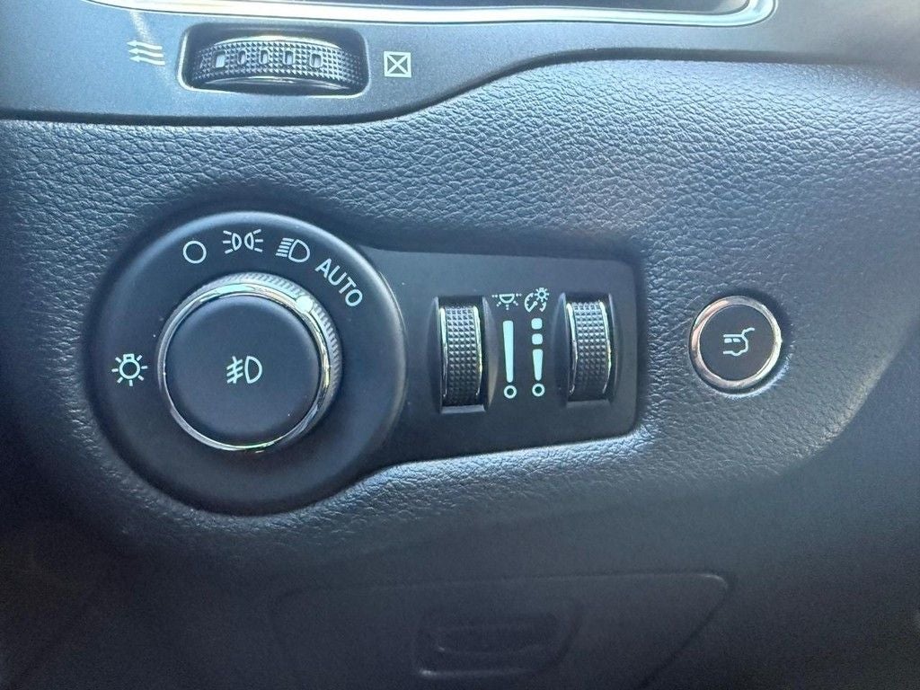 2022 Jeep Cherokee Trailhawk