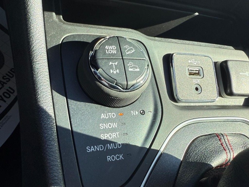 2022 Jeep Cherokee Trailhawk