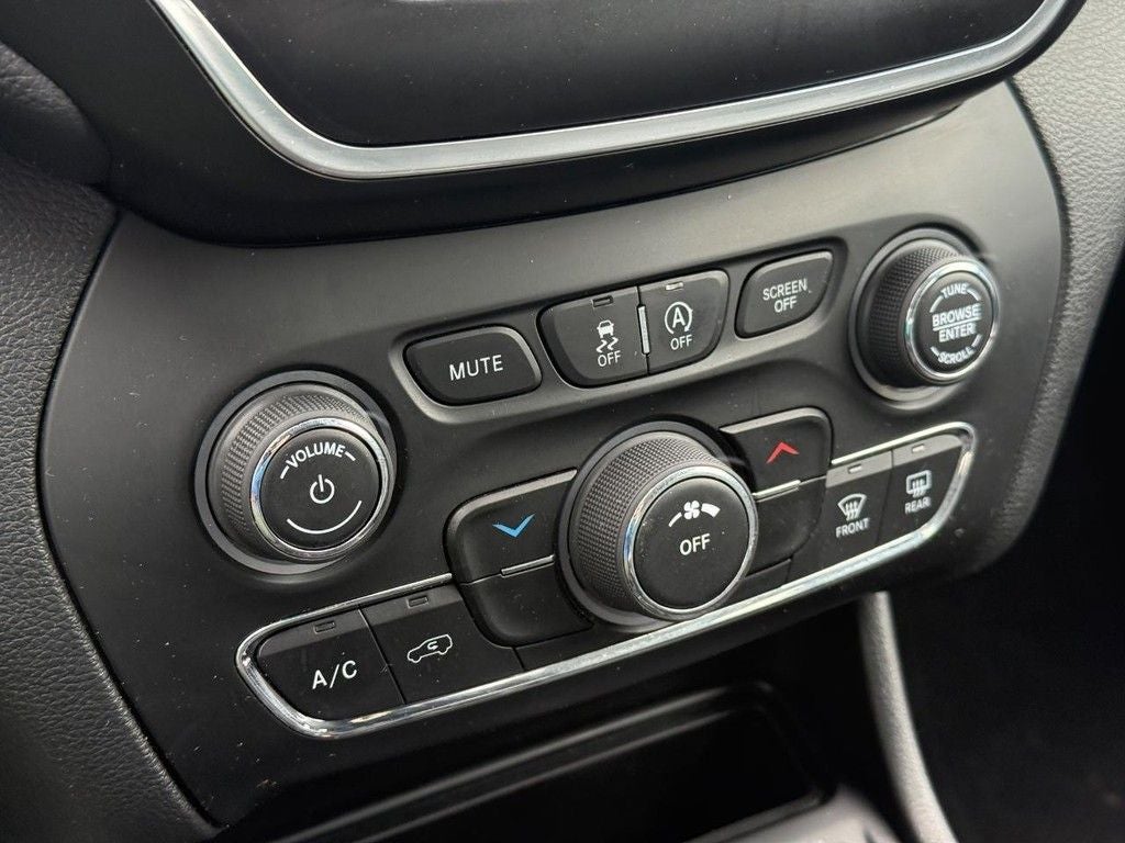 2021 Jeep Cherokee Latitude Lux