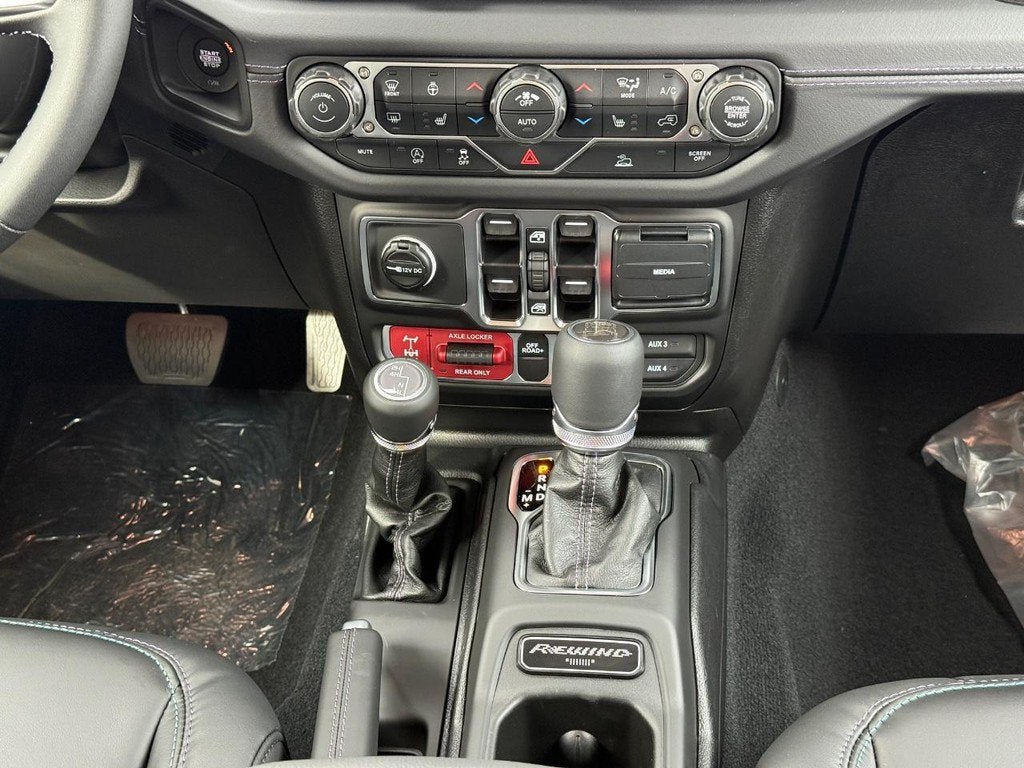 2027 Jeep Wrangler Base