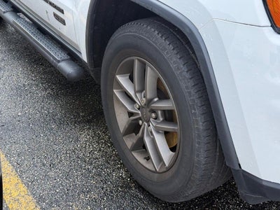 2016 Jeep Grand Cherokee Base