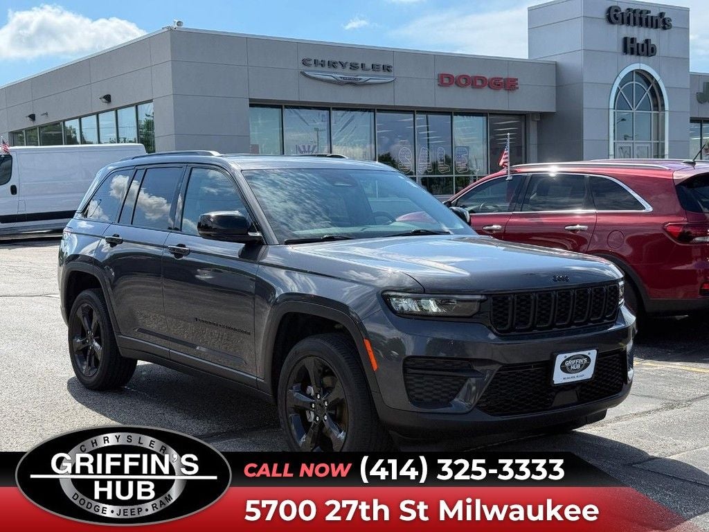 2022 Jeep Grand Cherokee Altitude