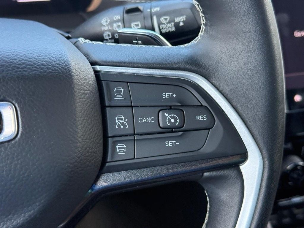 2022 Jeep Grand Cherokee Altitude