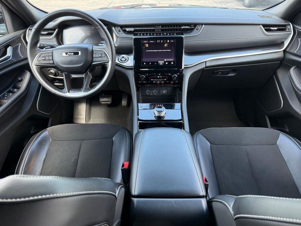 2022 Jeep Grand Cherokee Altitude