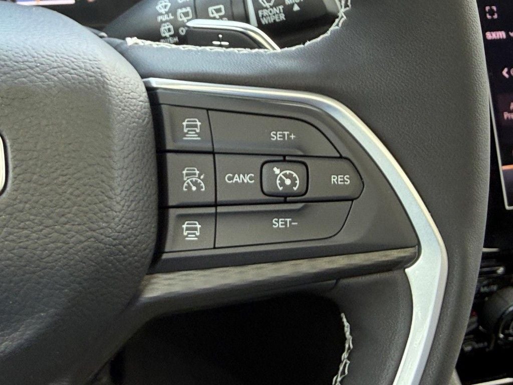 2026 Jeep Grand Cherokee Laredo X