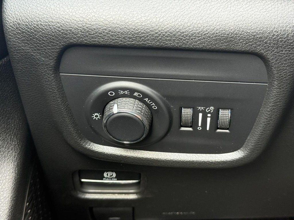 2026 Jeep Grand Cherokee Laredo X