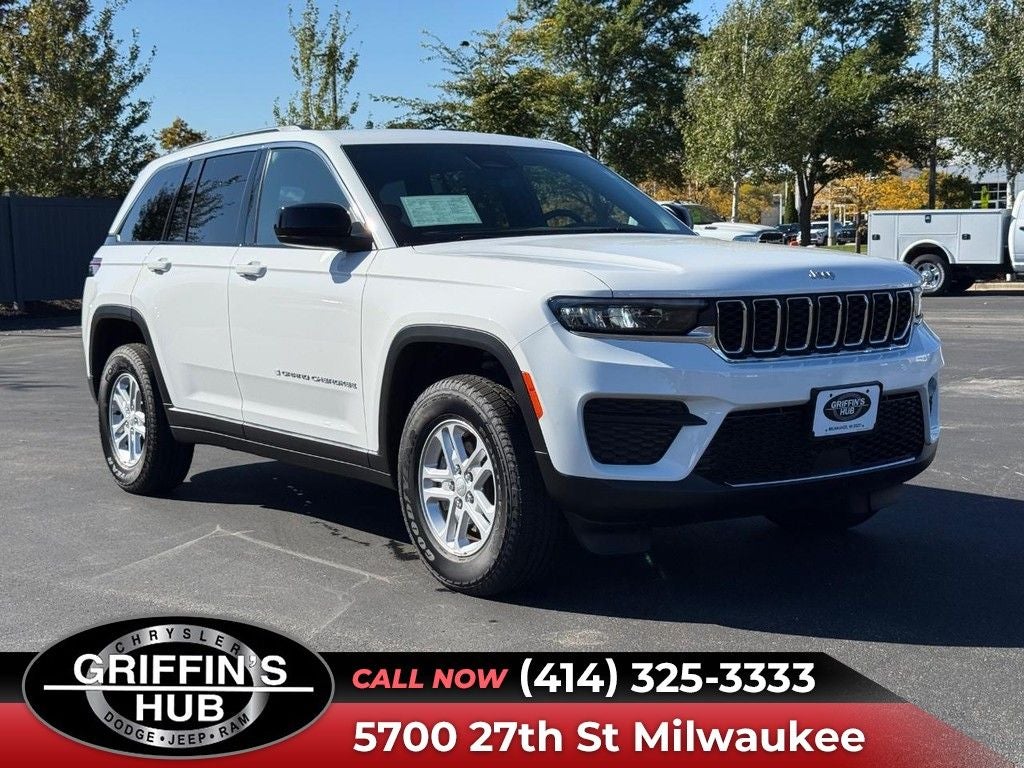 2025 Jeep Grand Cherokee Laredo