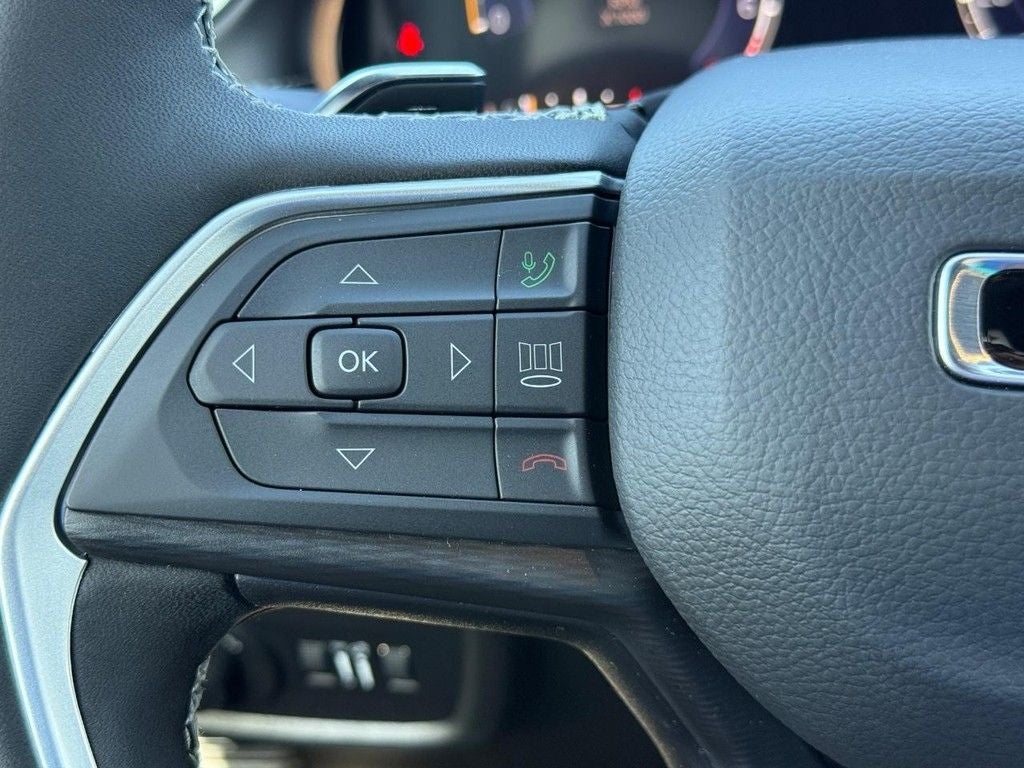 2026 Jeep Grand Cherokee Laredo