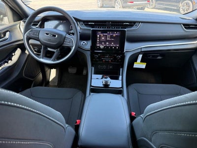 2026 Jeep Grand Cherokee Laredo