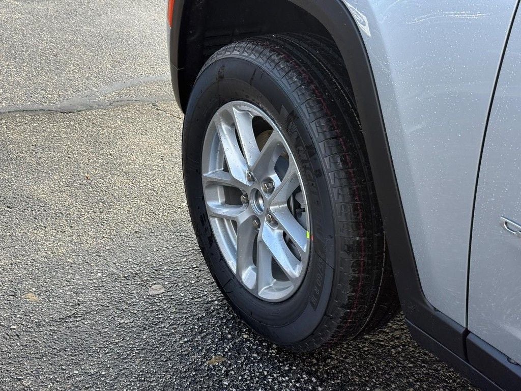 2025 Jeep Grand Cherokee Laredo X